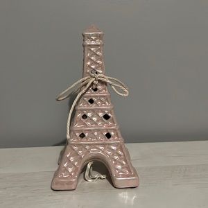 Eiffel Tower decor
